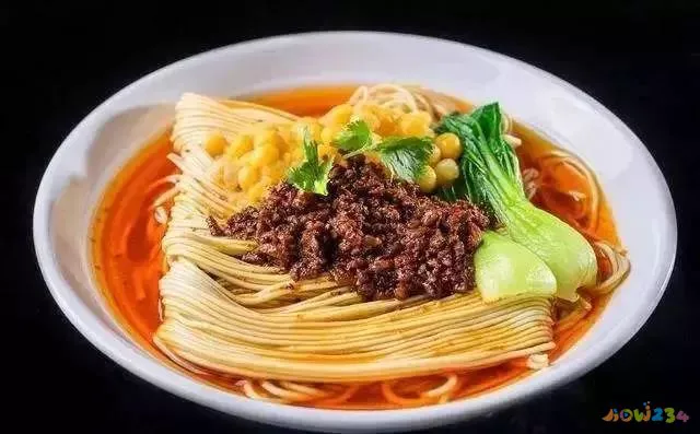 白菜家常做法焖饼怎么做_白菜焖饼的家常做法_白菜家常做法焖饼视频
