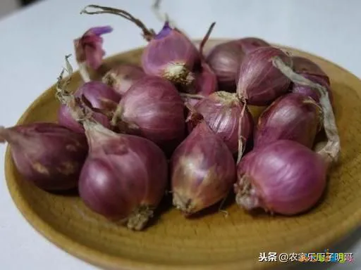 软炸虾仁的家常做法_软炸虾仁的做法步骤图_软炸蘑菇的家常做法