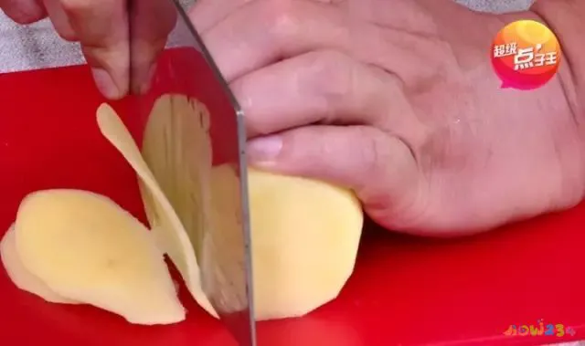 土豆丝的做法酸辣_酸辣土豆丝的家常做法_土豆丝怎么炒好吃酸辣