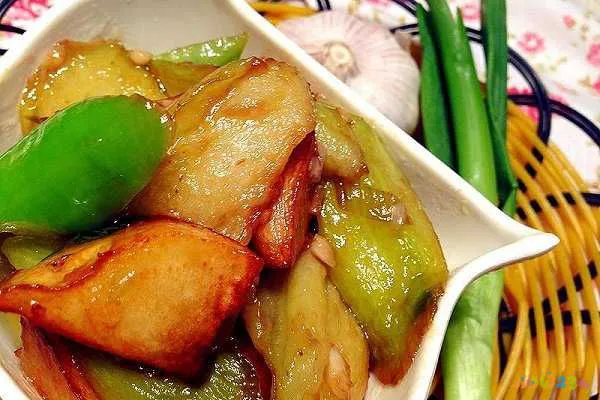 鳕鱼炖豆腐家常做法_鳕鱼豆腐的家常做法_炖鳕鱼的家常做法