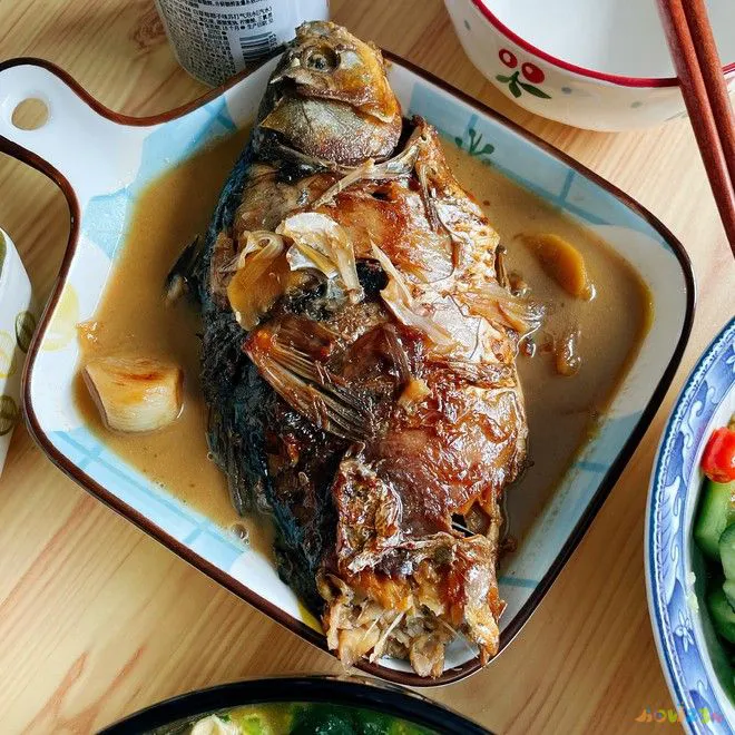 家常红烧鱼_家常红烧鲤鱼_红烧鱼的做法大全家常