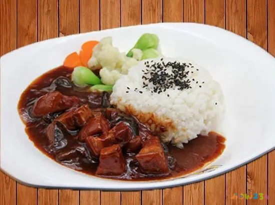 家常菜盖浇饭_家常盖浇饭菜单_家常土豆牛肉盖浇饭