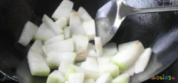 鲜扇贝丁汤的家常做法_红烧冬瓜的家常做法_冬瓜虾仁汤的家常做法