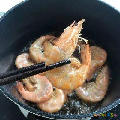 干锅鸡翅虾的家常做法_麻辣虾香锅的家常做法_干锅香辣虾的家常做法