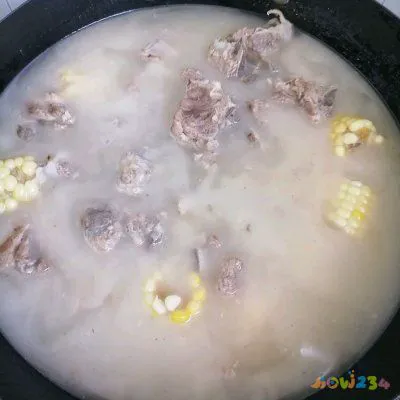 排骨汤的做法（一学就简单上手的清炖排骨汤）