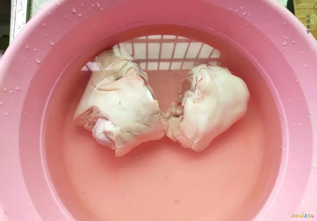 肘子的家常做法_家常肘子的简单做法_肘子的家常做法又不腻