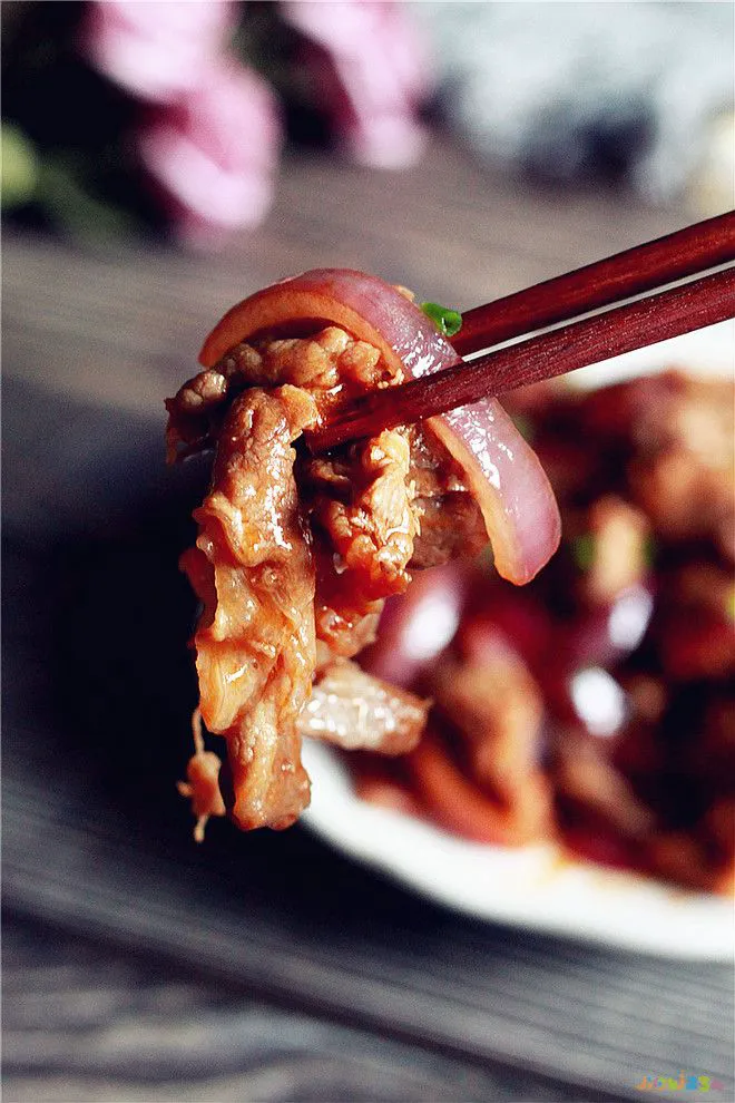 炒洋葱的家常做法_洋葱炒家常做法大全_洋葱炒家常做法窍门