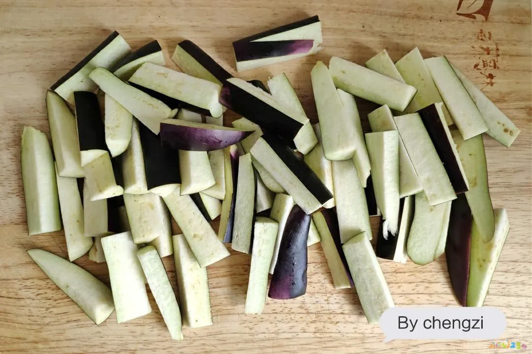 蒜烧茄子的家常做法_家常蒜茄子的做法_蒜烧茄子的家常做法视频