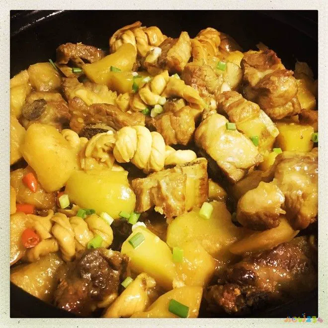 塔吉锅土豆排骨