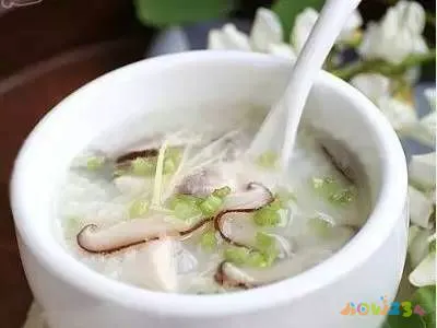 葱花家常做法烙饼怎么做_葱花烙饼的家常做法_葱花家常做法烙饼视频