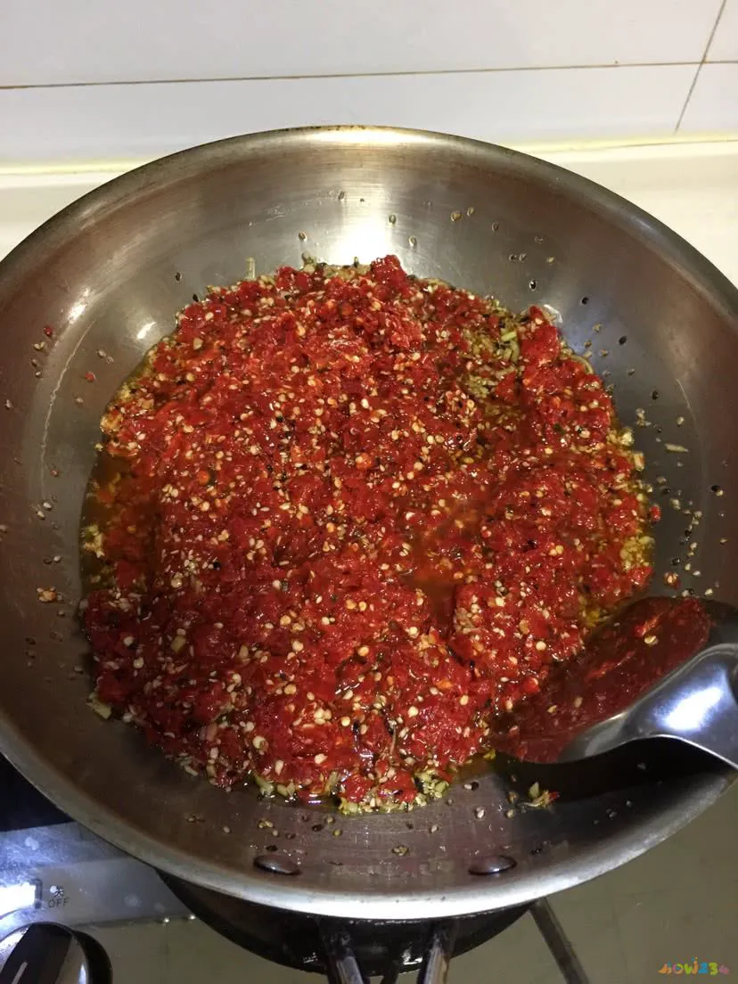 油茄子咸菜怎么做好吃又简单_油茄子咸菜的家常做法_茄子家常做法咸菜油条怎么做