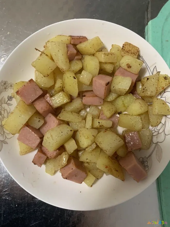 土豆沙拉做法大全_土豆金枪鱼沙拉做法_土豆沙拉的家常做法