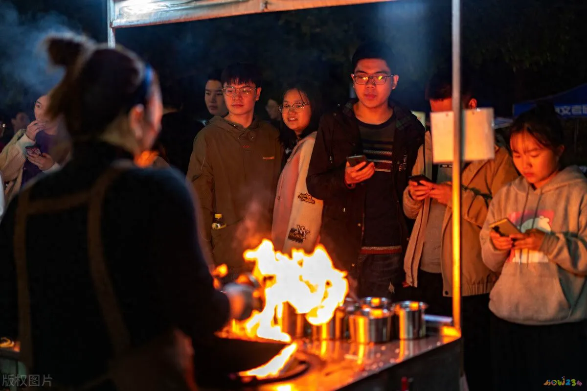 闷饼的饼丝怎么做_怎么闷饼丝好吃_闷饼丝的家常做法