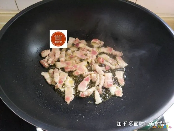 肉炒粉条的家常做法_芹菜炒粉条的家常做法_羊肉炒芹菜粉条的做法