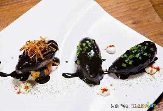 墨鱼卷芹菜的家常做法_干墨鱼炒饭的家常做法_炒墨鱼的家常做法