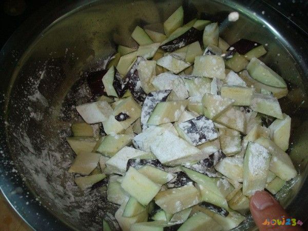 蒜烧茄子的家常做法_蒜茄子咋做好吃_蒜烧茄子怎么做好吃