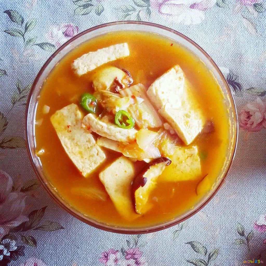 蒜茸辣酱家常做法大全_蒜蓉辣酱鱼的家常做法_家常自制香辣酱的做法