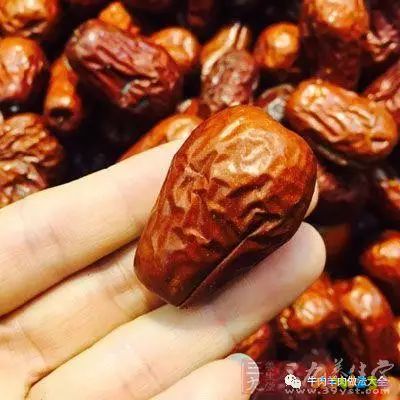 炖肉的家常做法_小炖肉的家常做法_家常白菜炖肉做法