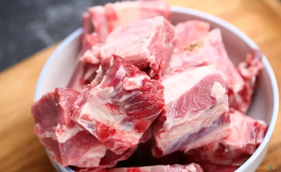 粉蒸排骨的家常做法_排骨炖玉米粒做法大全家常_酸甜排骨的家常做法