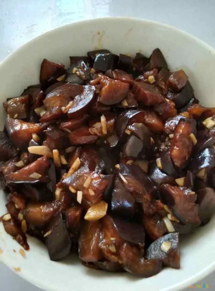 家常炒茄子怎么做_虾酱炒茄子家常做法_炒茄子的做法大全家常