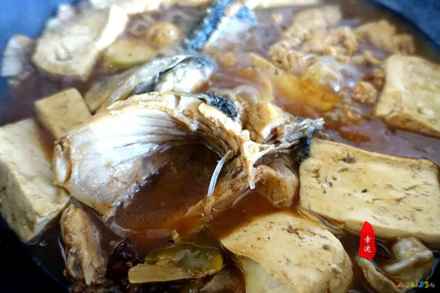 炖鲤鱼家常做法怎么做_家常炖鲤鱼的做法_炖鲤鱼家常做法最好吃