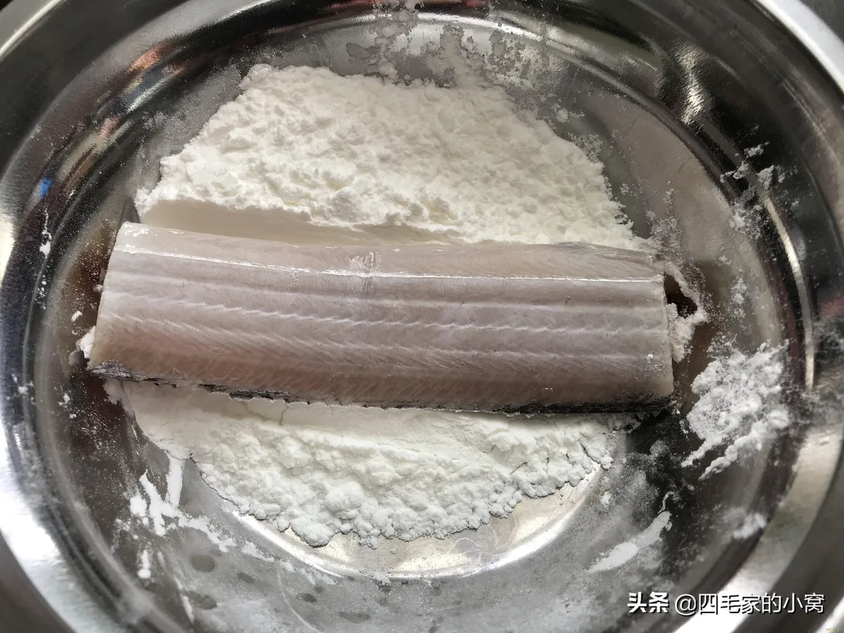 家常红烧带鱼的做法_家常红烧做法带鱼怎么做_简单红烧带鱼做法