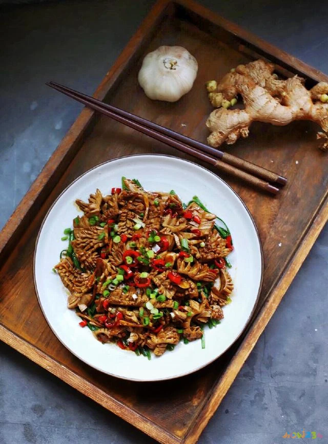 酥茄子的家常做法大全_炒茄子丝的家常做法大全家常_茄子鸡腿做法大全家常