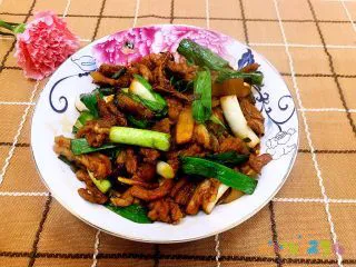 上海家常菜_四川牙菜梅菜扣肉的家常做法_最爱吃的家常肉菜