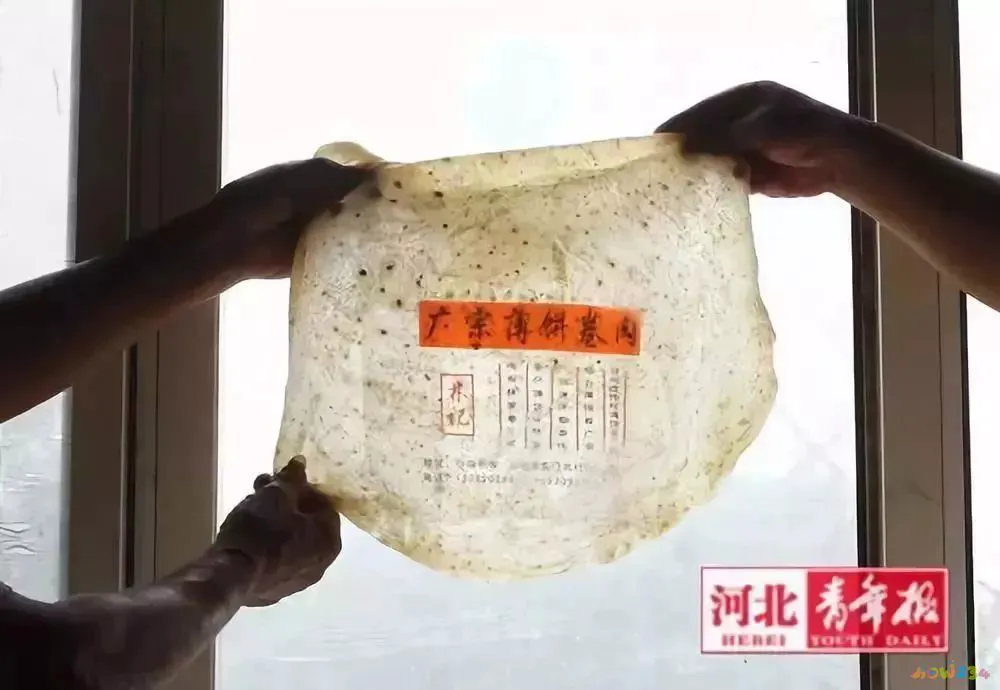 白菜家常做法焖饼视频_白菜焖饼的家常做法_白菜家常做法焖饼怎么做