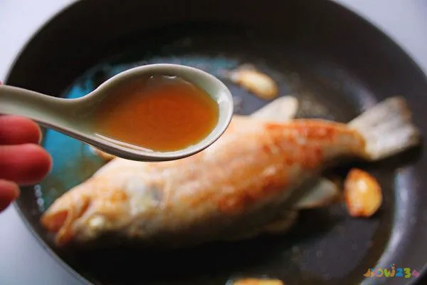 家常梭鲈鱼的做法_红烧梭边鱼的家常做法_东北家常海鲈鱼做法