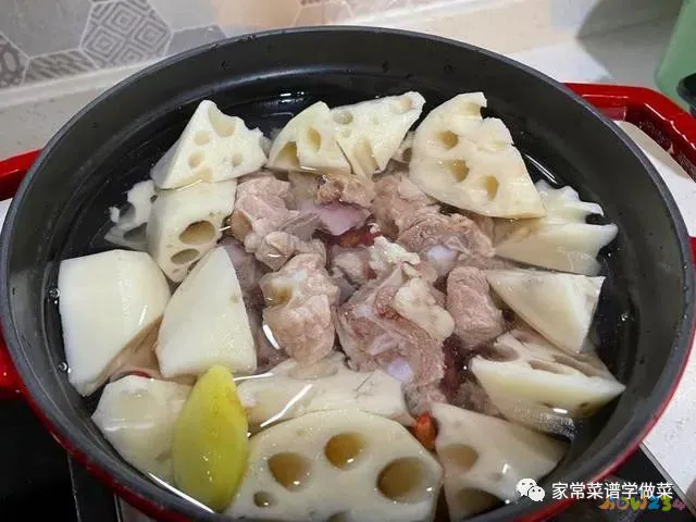 药膳鸽子汤家常做法_肉丸汤的家常做法_家常汤的做法