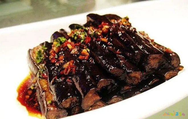 酱茄子的家常做法_东北酱茄子的家常做法_酱茄子的家常做法视频