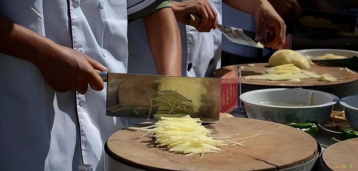 酱猪手秘制汤汁配方_家常酱猪手_大厨做正宗酱猪手