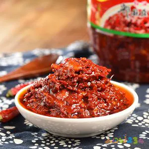 家常蒜蓉辣酱的做法_辣酱炒鱿鱼的家常做法_家常自制香辣酱的做法