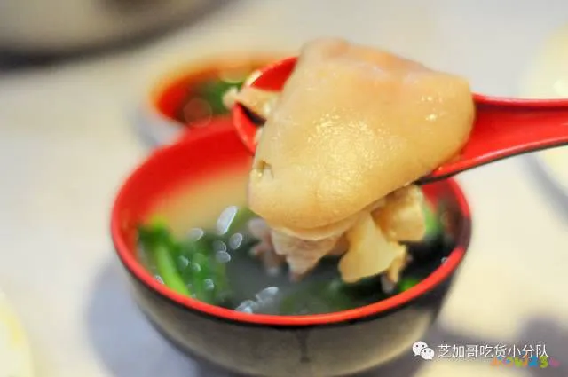 芋儿烧鸡的家常做法_芋儿烧鸡怎么弄好吃_怎么芋儿烧鸡