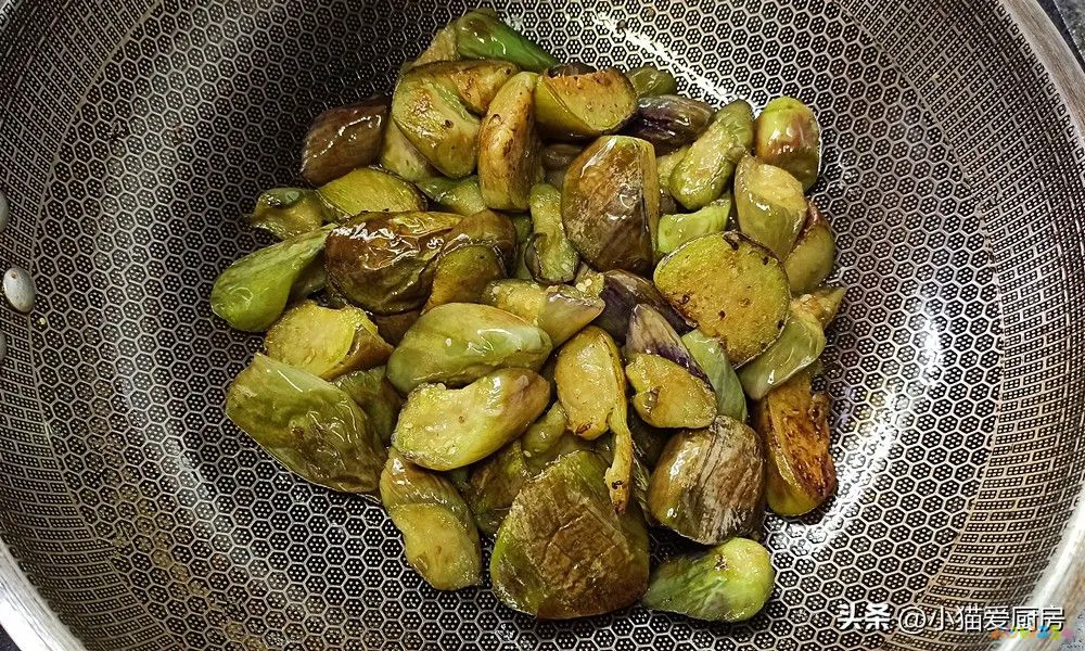 煲茄子家常做法窍门_家常茄子煲做法_煲茄子怎么做好吃
