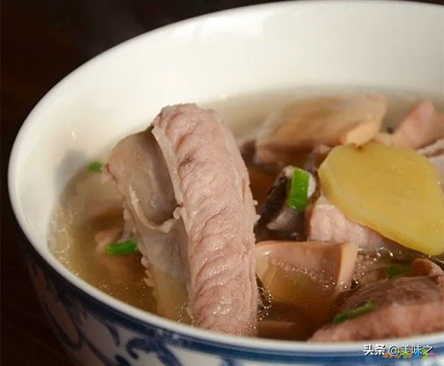 排骨汤的做法大全家常（分享家常排骨汤的18种做法）