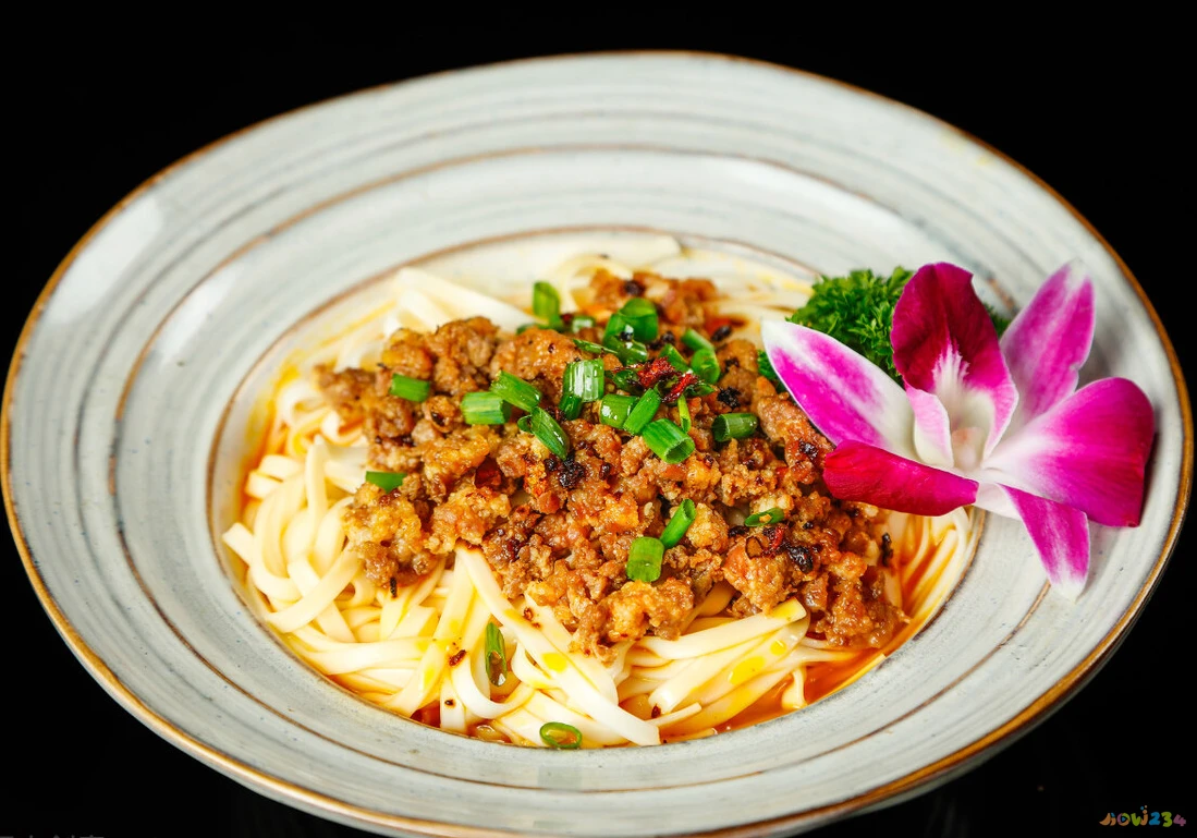 家常杂酱的做法_酱杂家常做法大全_大厨做杂酱