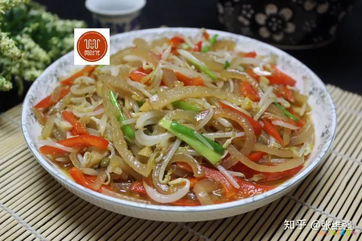 芹菜粉条炒肉的做法_羊肉炒芹菜粉条的做法_芹菜炒粉条的家常做法