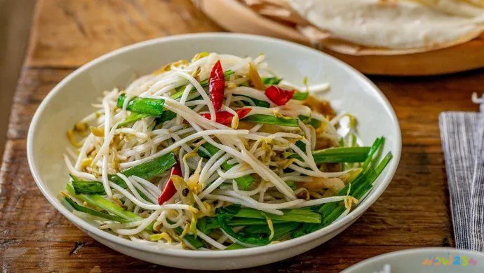 儿菜的家常做法_中午带饭去公司隔夜菜_中午家常菜