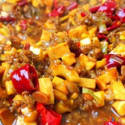 辣椒牛肉酱的家常做法_酱茄子辣椒的做法_辣椒炒牛肉家常做法