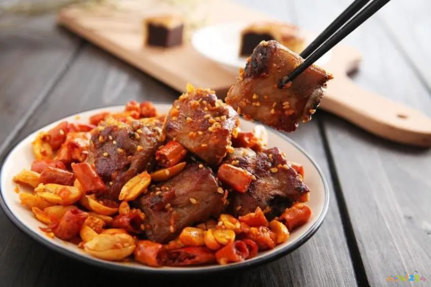 黄豆酱炖猪肉的做法大全家常做法_猪肉白菜炖粉条的家常做法_家常菜 猪肉