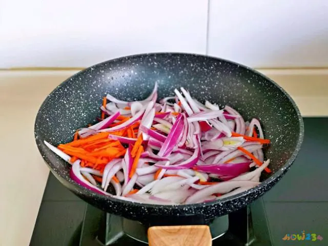酸菜豆腐鱼汤的做法_酸菜黑鱼汤的做法_酸菜鱼汤的家常做法