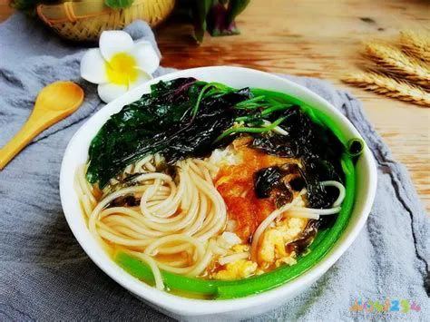 鸡蛋炒蒜苔的家常做法_家常鸡蛋_鸡蛋酸辣汤的家常做法