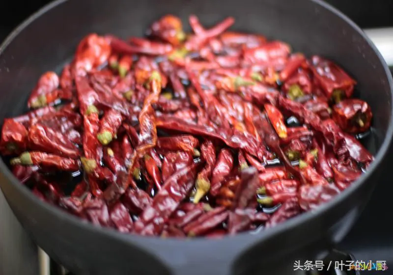 辣椒油的家常做法_腌青辣椒家常做法_山药辣椒木耳的做法大全家常做法