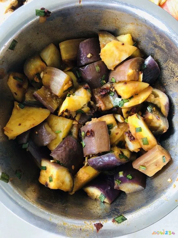 家常地三鲜_地三鲜的做法家常视频_地三鲜的做法家常