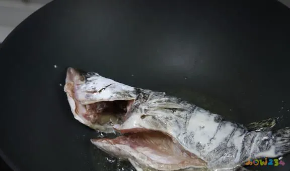 家常最简单的做鱼方法糖醋鱼_糖醋鱼的家常做法_糖醋鱼糖醋的做法