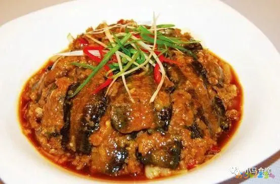 水果辣酱的家常做法_家常自制香辣酱的做法_家常辣酱炒鱿鱼做法