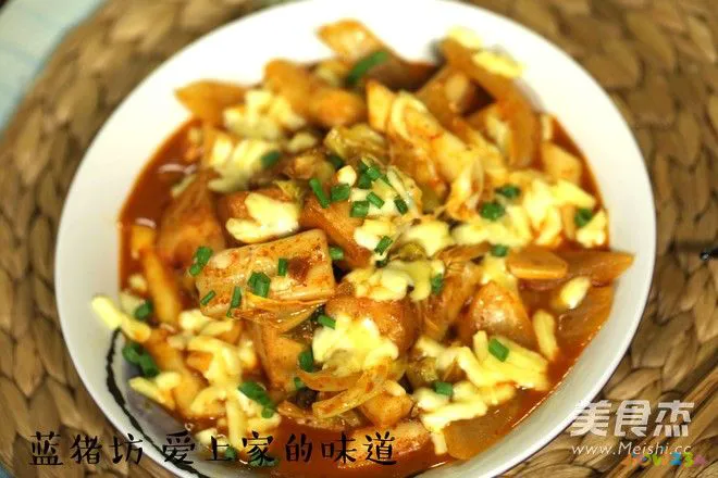 芝士炒辣年糕的做法_家常芝士炒辣年糕的做法