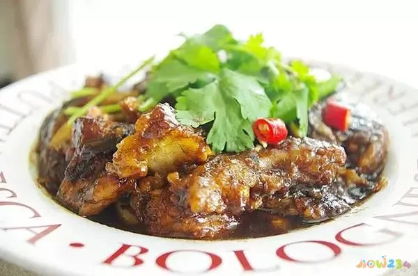 红酒柠檬煎鳕鱼_煎鳕鱼 家常_鳕鱼怎么煎不会煎散了